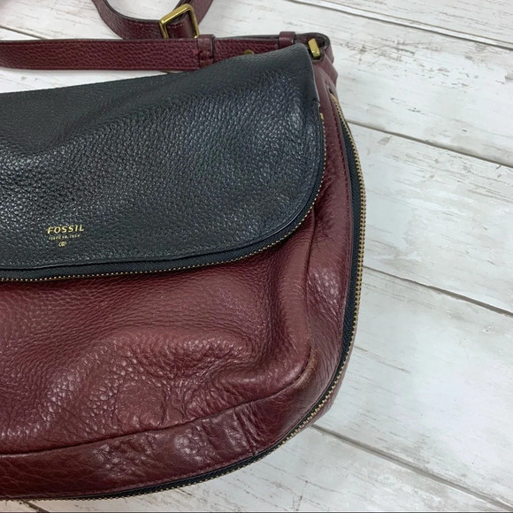 Fossil All Leather Crossbody Messenger Bag Flap Zip Around Expandable Colorblock - Picture 3 of 14